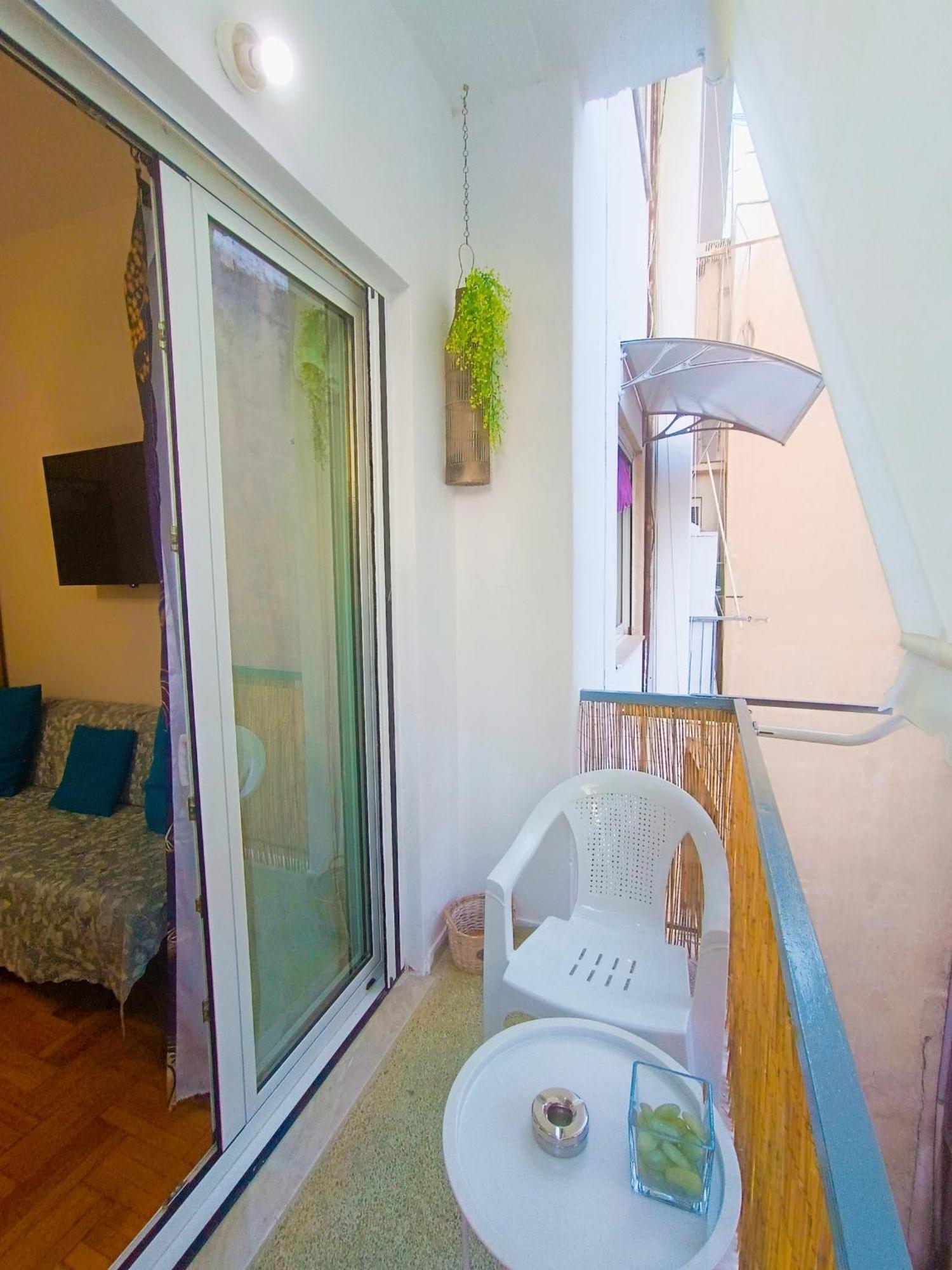 Cozy Apartment In أثينا المظهر الخارجي الصورة