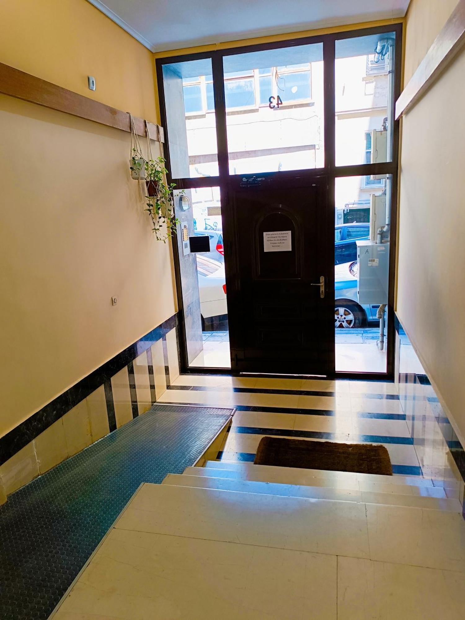 Cozy Apartment In أثينا المظهر الخارجي الصورة